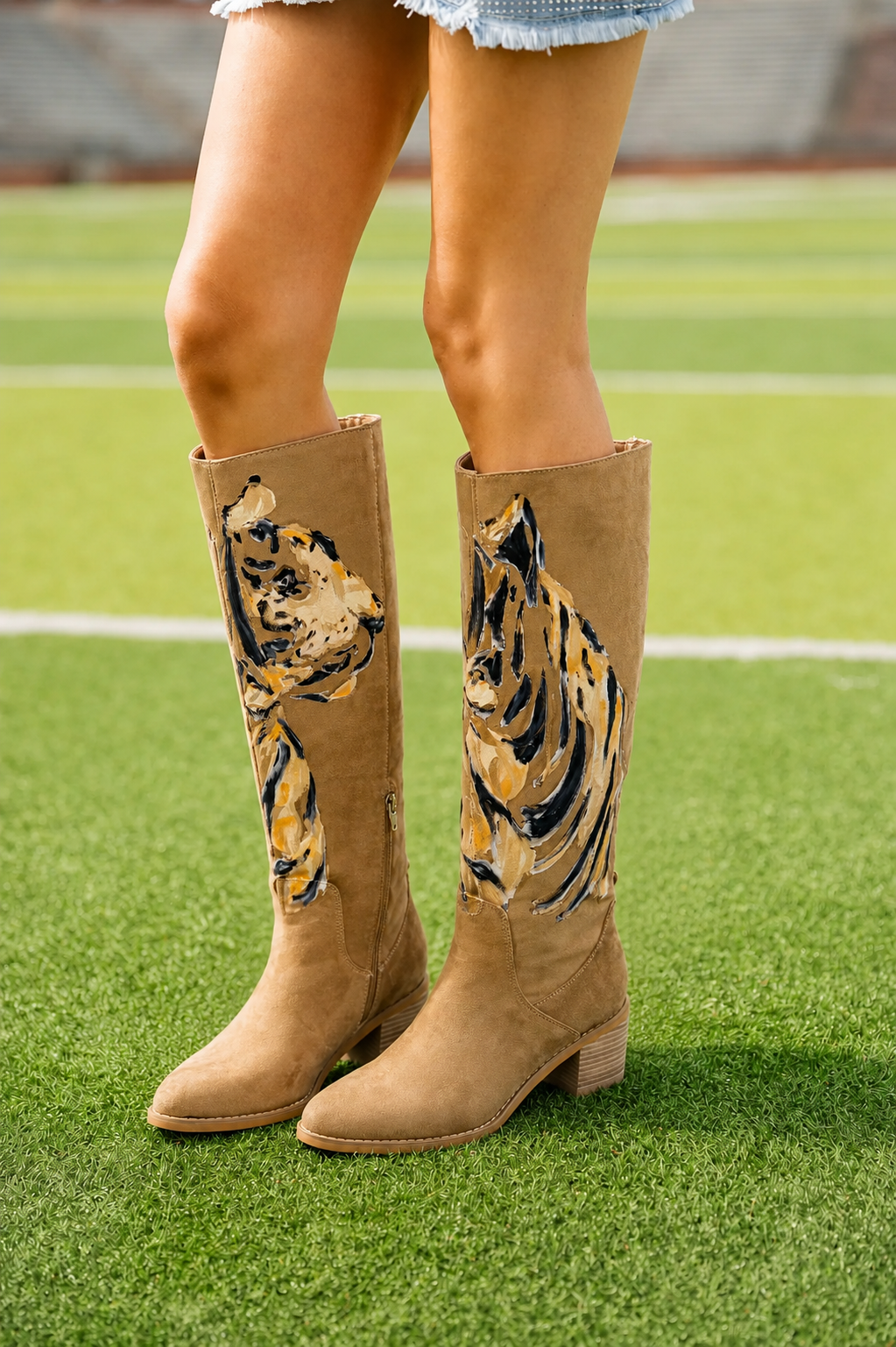 TOUCHDOWN TIGER BOOTS BOOTS Judith March