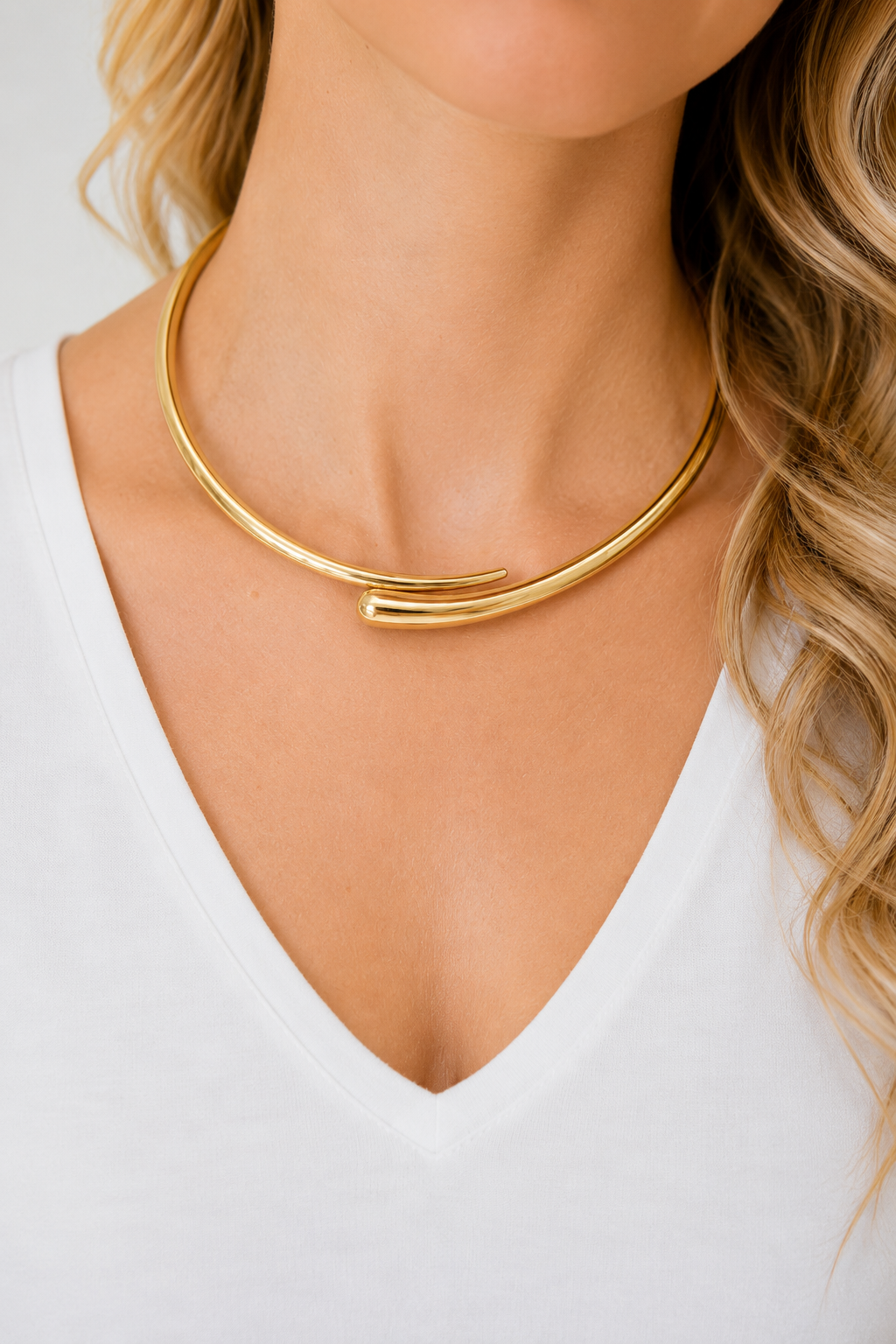 MODERN MUSE GOLD NECKLACE
