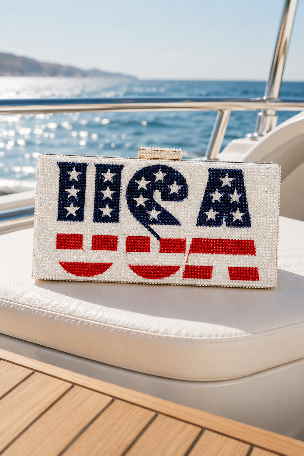 USA RHINESTONE CLUTCH Clutch Judith March