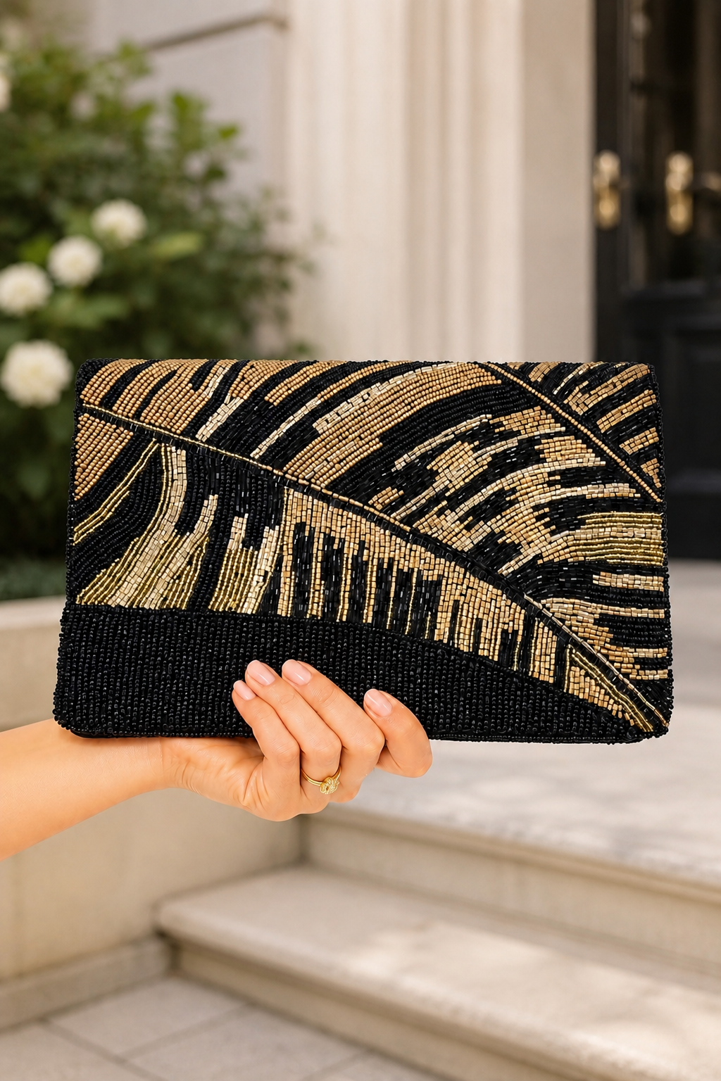 WILD LUXE BEADED CLUTCH PURSE Judith March