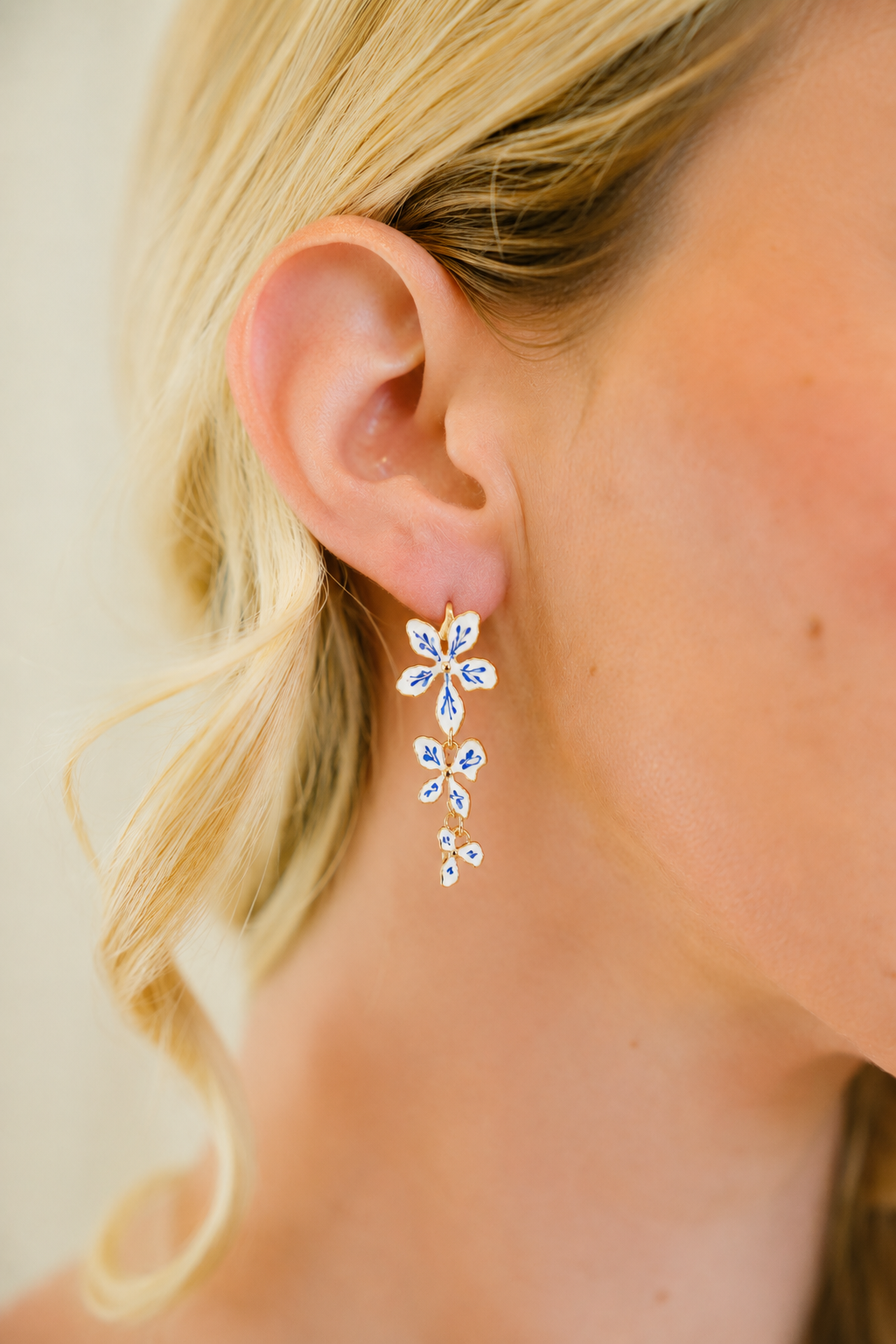 SANTORINI PETAL EARRINGS earrings Judith March