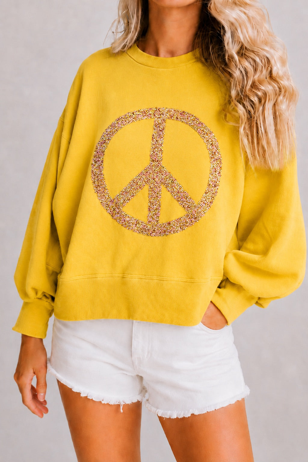 **PEACE SIGN YELLOW PULLOVER - SMALL PULLOVER Judith March