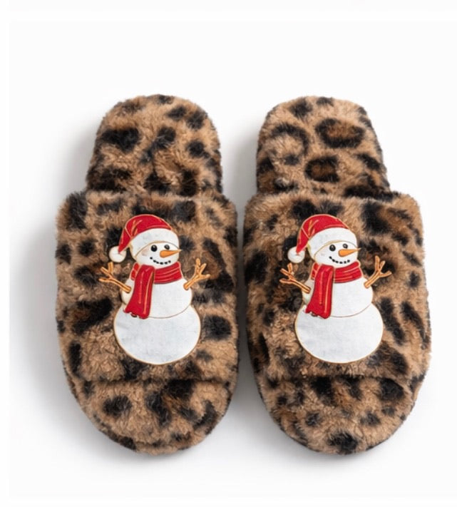 *SNOWMAN LEOPARD SLIPPERS - MULTIPLE SIZES PULLOVER Judith March