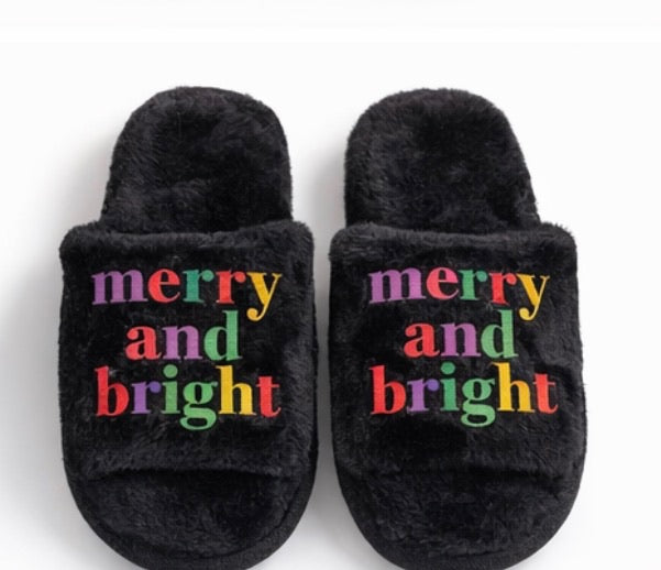 *MERRY AND BRIGHT BLACK SLIPPERS - S/M (6-8) PULLOVER Judith March