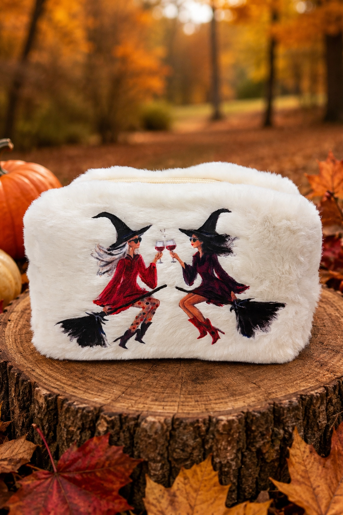 CHEERS WITCHES WHITE FUZZY BAG