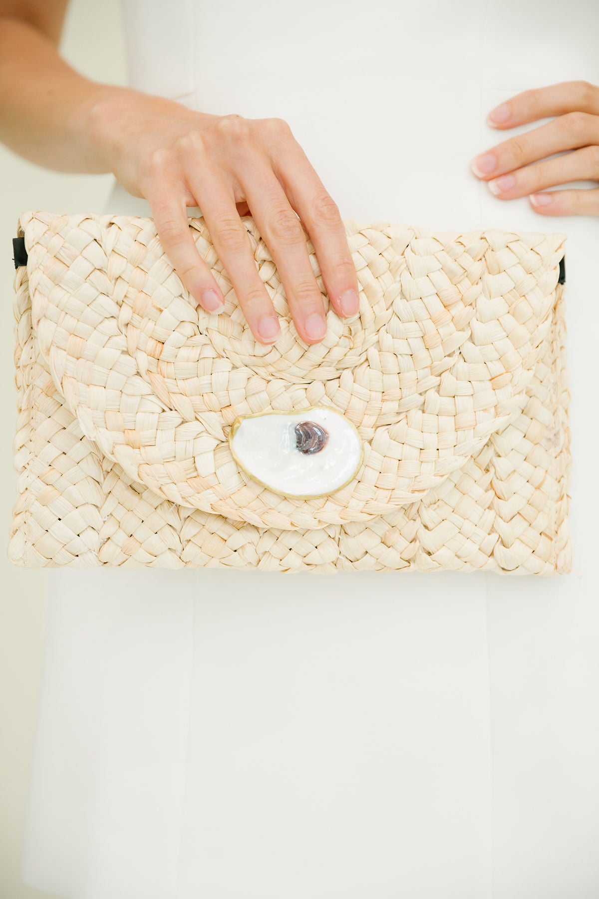 SEASIDE WOVEN CLUTCH PURSE Judith March