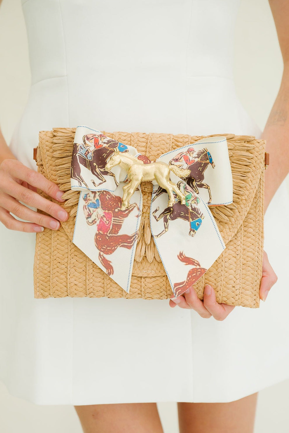 RACE SEASON BOW STRAW CLUTCH Clutch Judith March