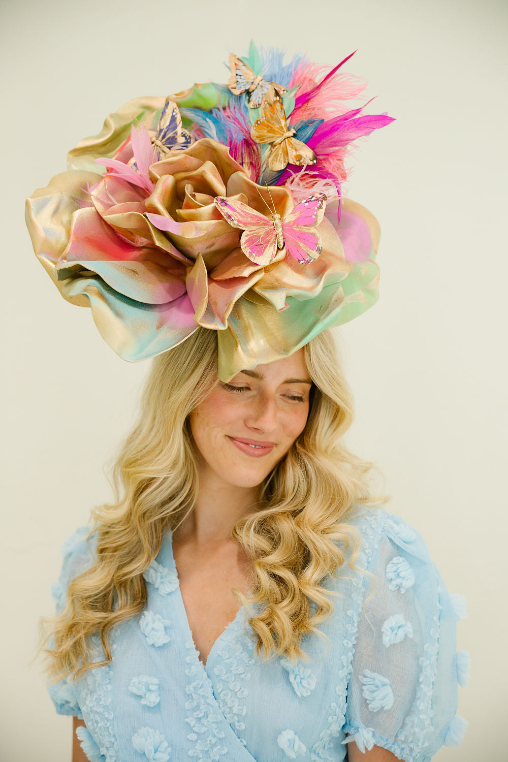 FLUTTERING FANTASY FASCINATOR FASCINATOR Judith March
