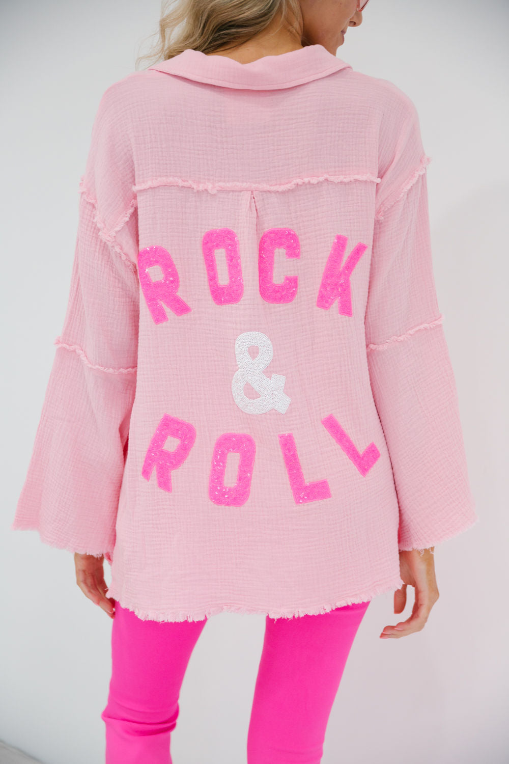 *ROCK N ROLL PINK TOP - MEDIUM TEE Judith March