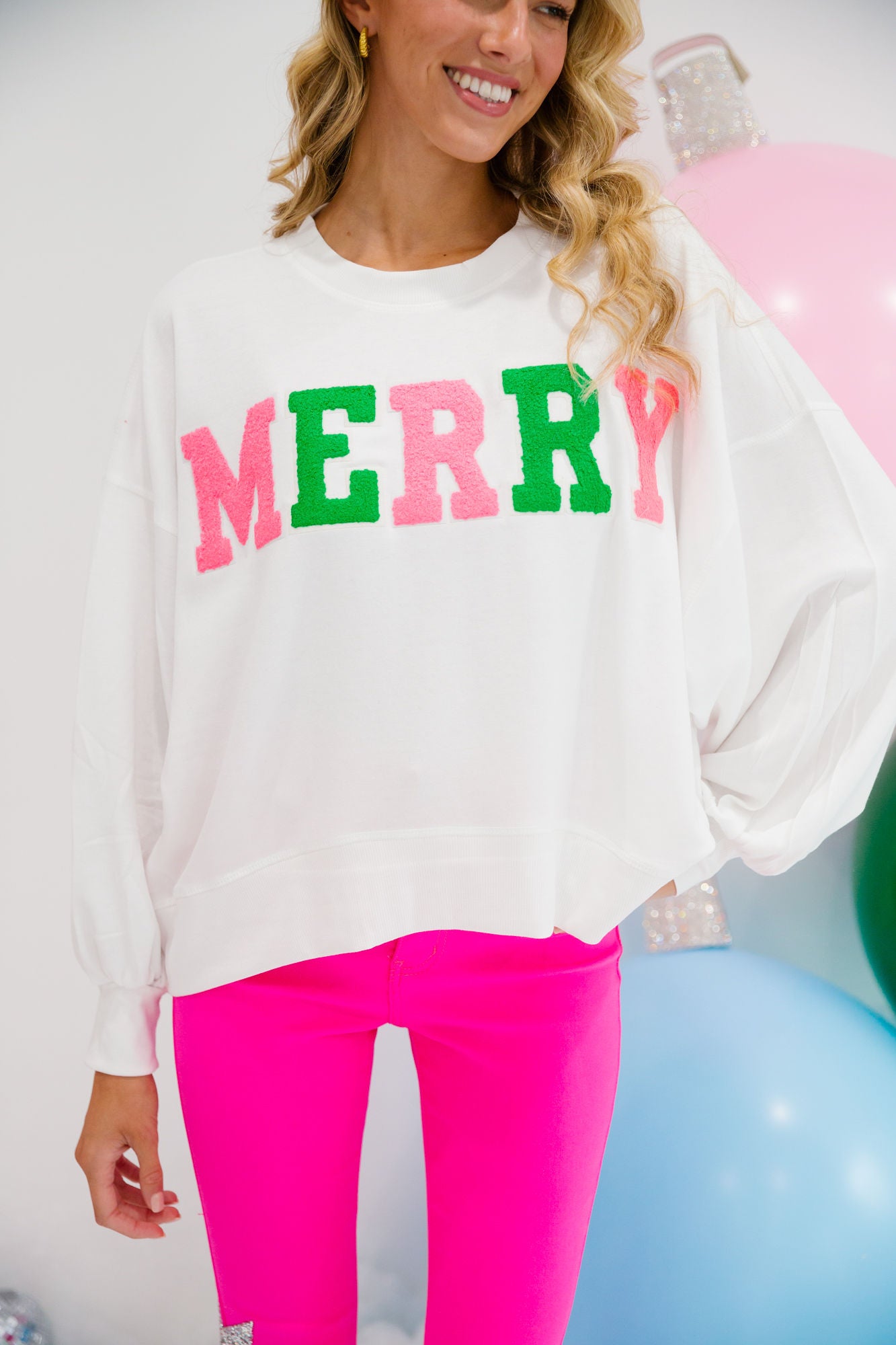 MERRY VARSITY WHITE PULLOVER PULLOVER Judith March