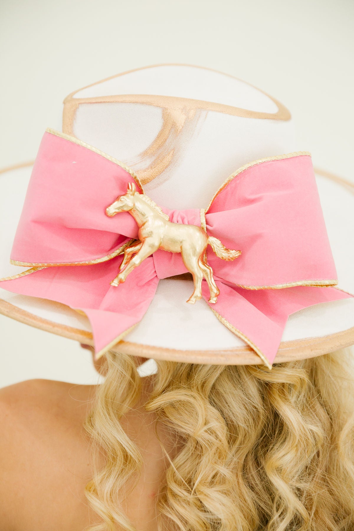 RACE DAY BOW CREAM RANCHER HAT RANCHER HAT Judith March