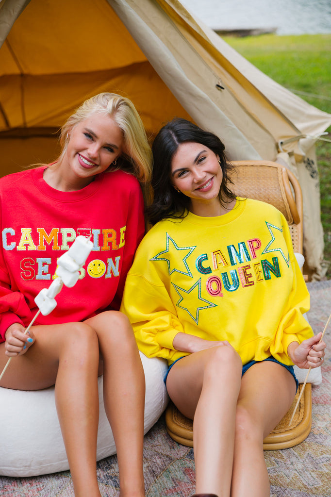 CAMP QUEEN YELLOW PULLOVER