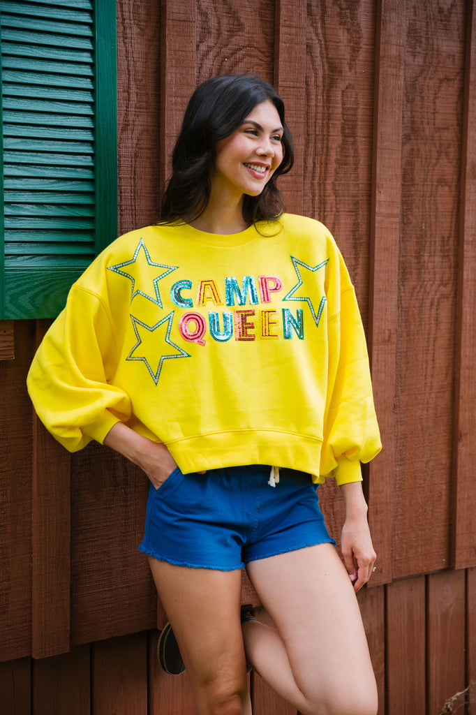 CAMP QUEEN YELLOW PULLOVER