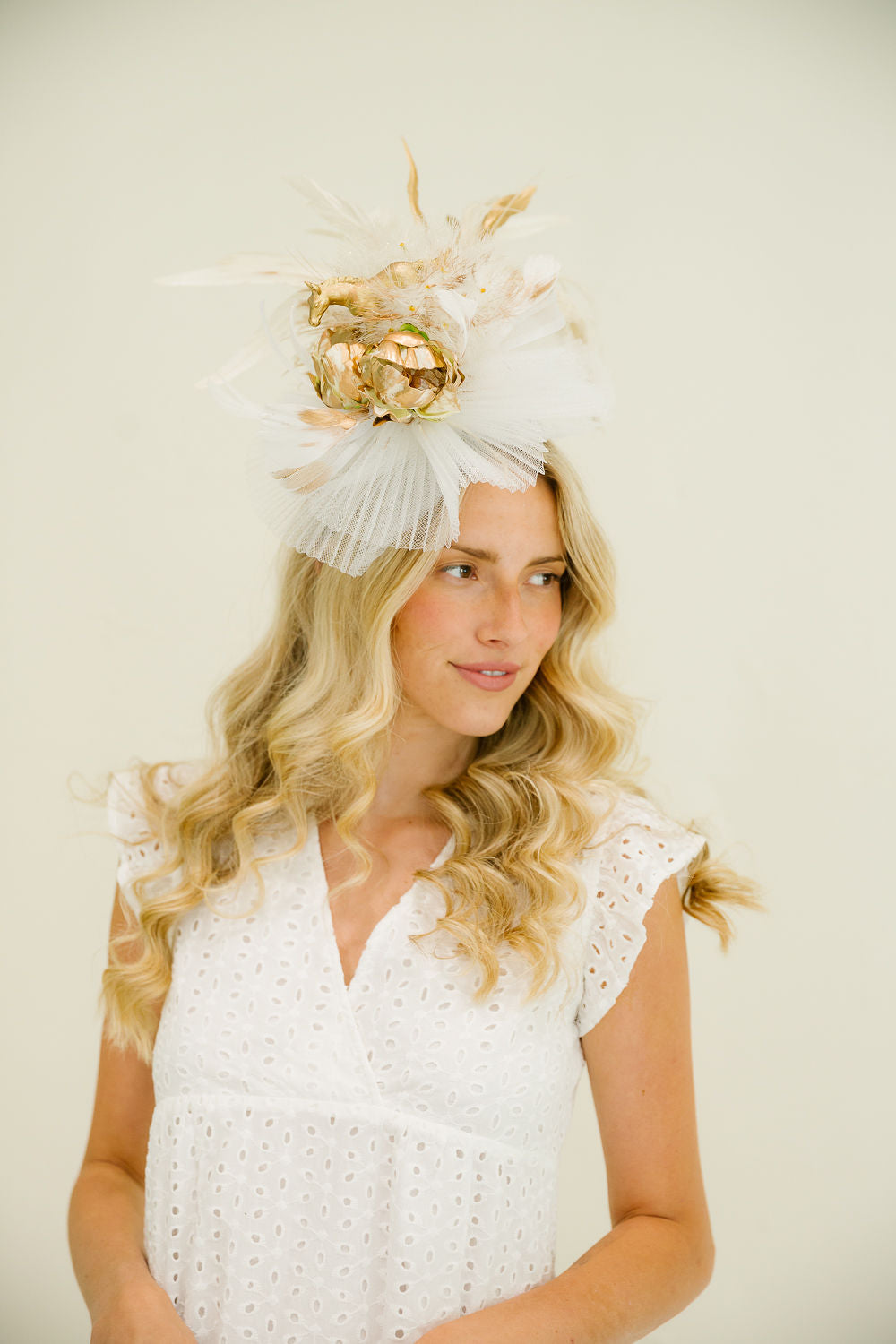 CLOUD CANTER FASCINATOR FASCINATOR Judith March