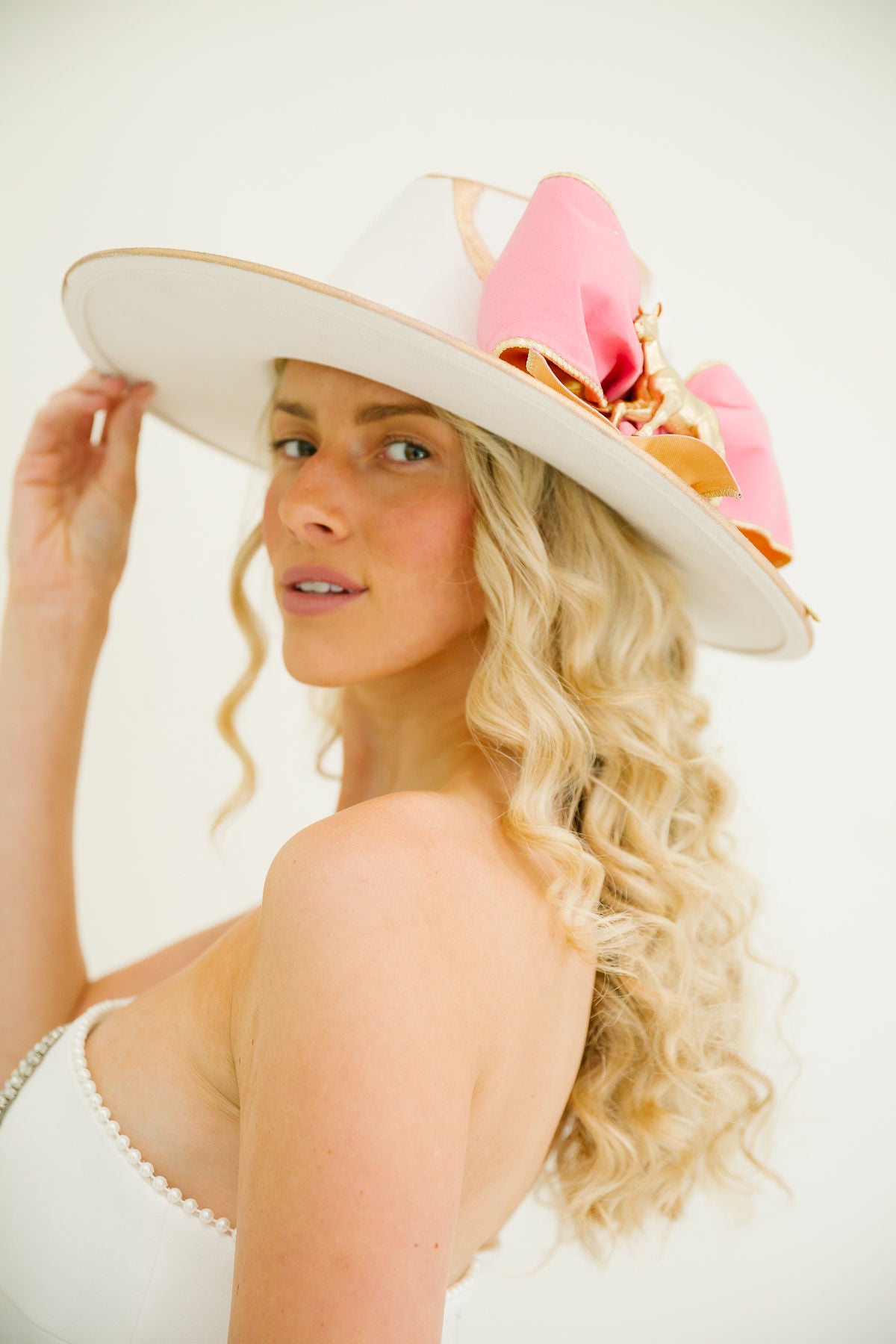 RACE DAY BOW CREAM RANCHER HAT RANCHER HAT Judith March