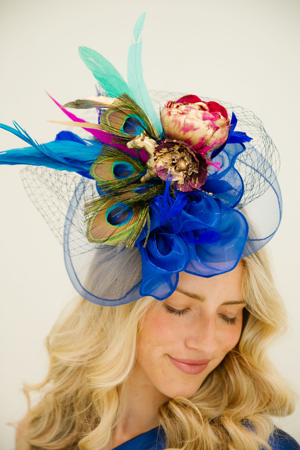 SAPPHIRE BLOOM FASCINATOR FASCINATOR Judith March