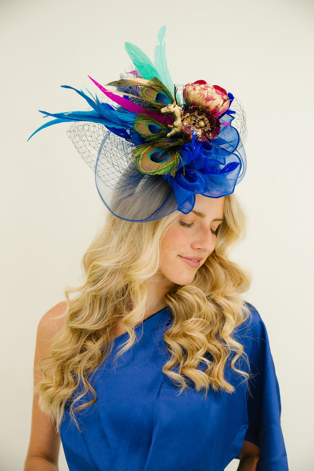 SAPPHIRE BLOOM FASCINATOR FASCINATOR Judith March