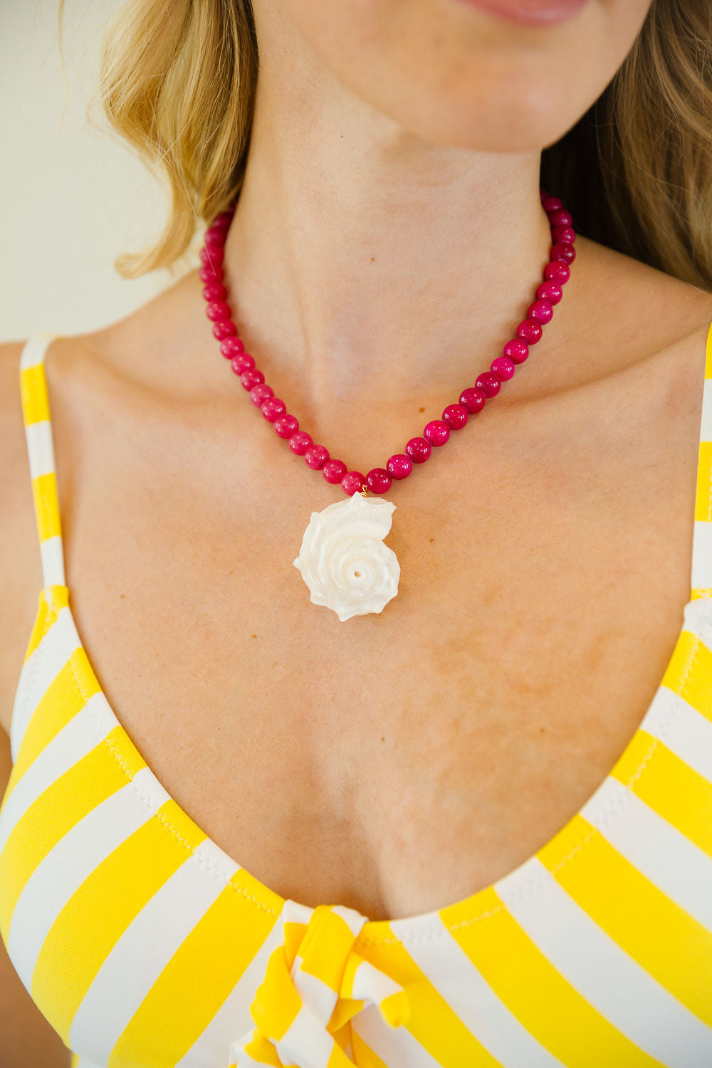 PINK PARADISE SHELL NECKACE NECKLACE Judith March