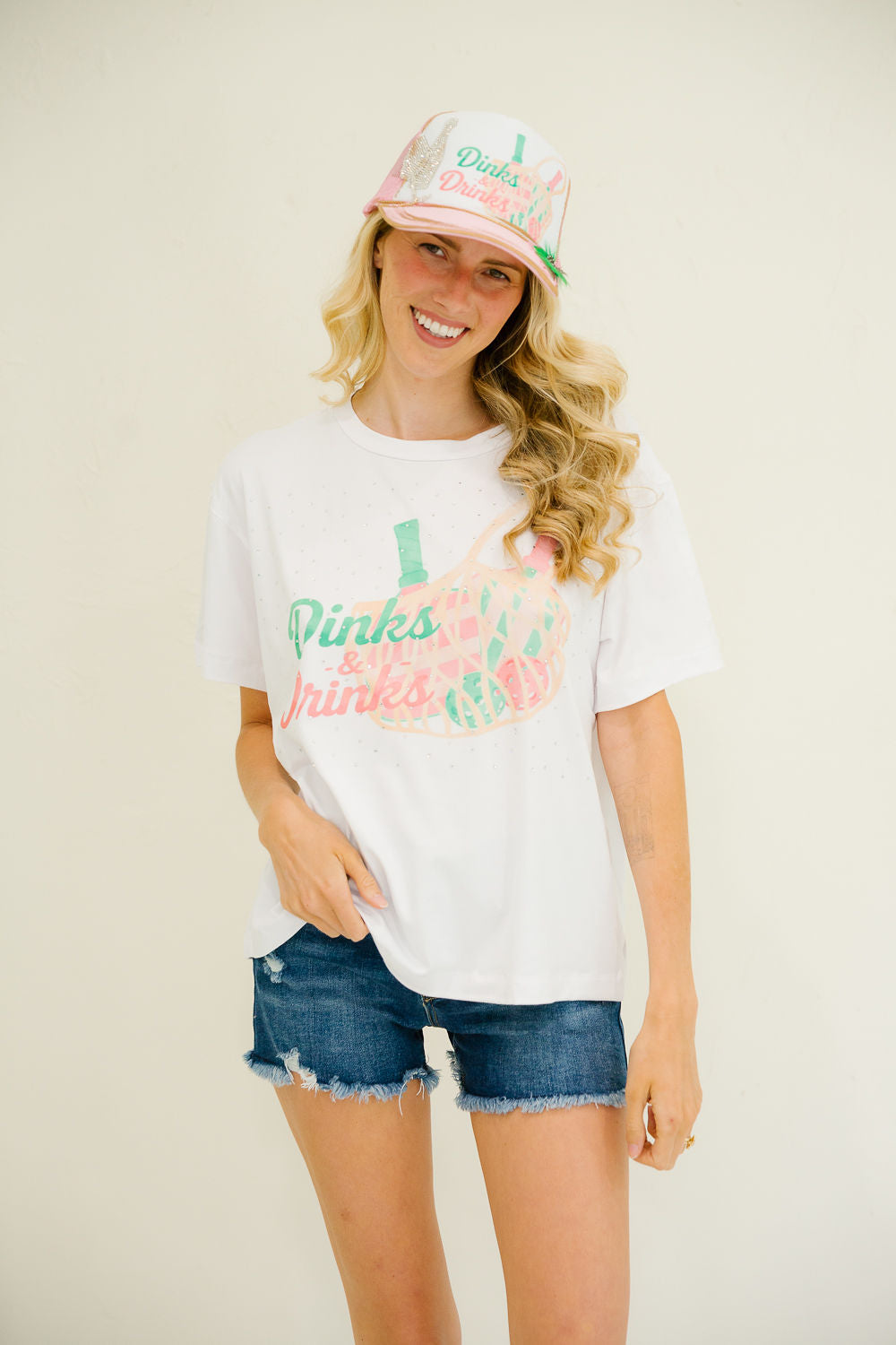 DINKS & DRINKS WHITE TEE TEE Judith March