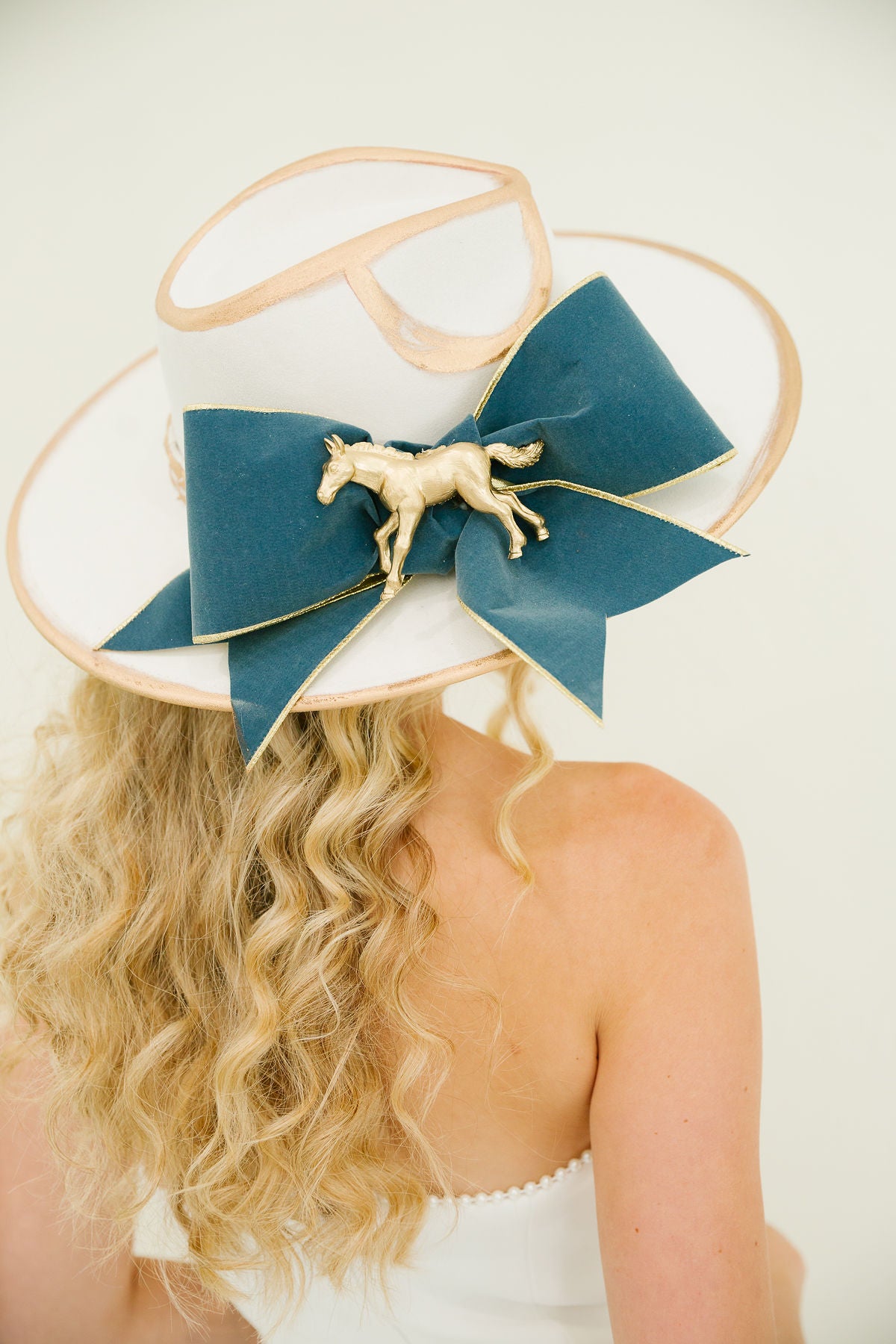 THE FINAL TURN RANCHER HAT RANCHER HAT Judith March