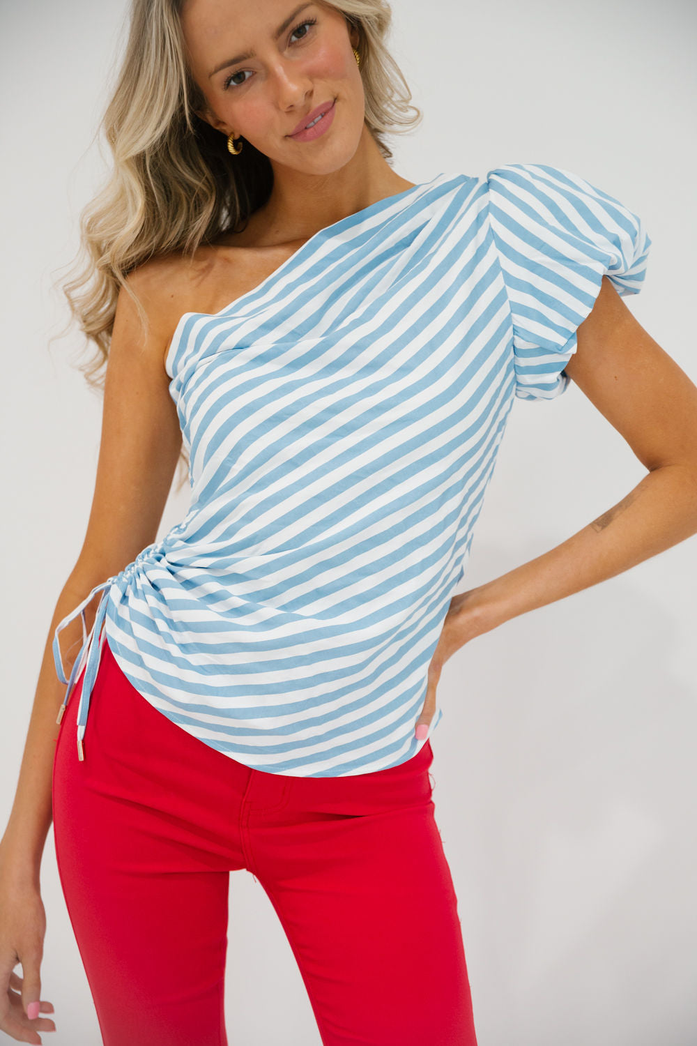 *BLUE STRIPED TOP - MEDIUM TEE Judith March