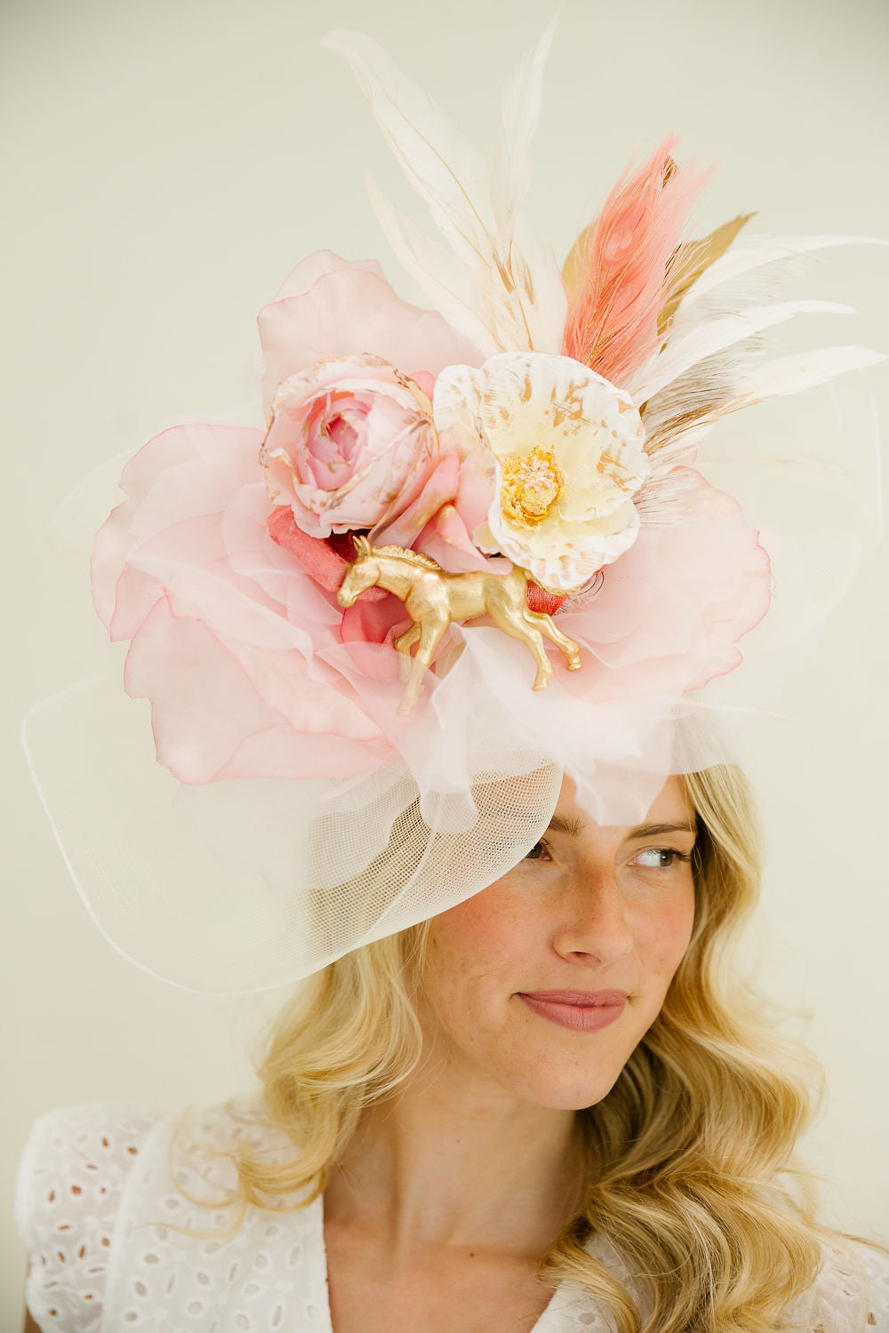 ROSE WHISPER FASCINATOR FASCINATOR Judith March