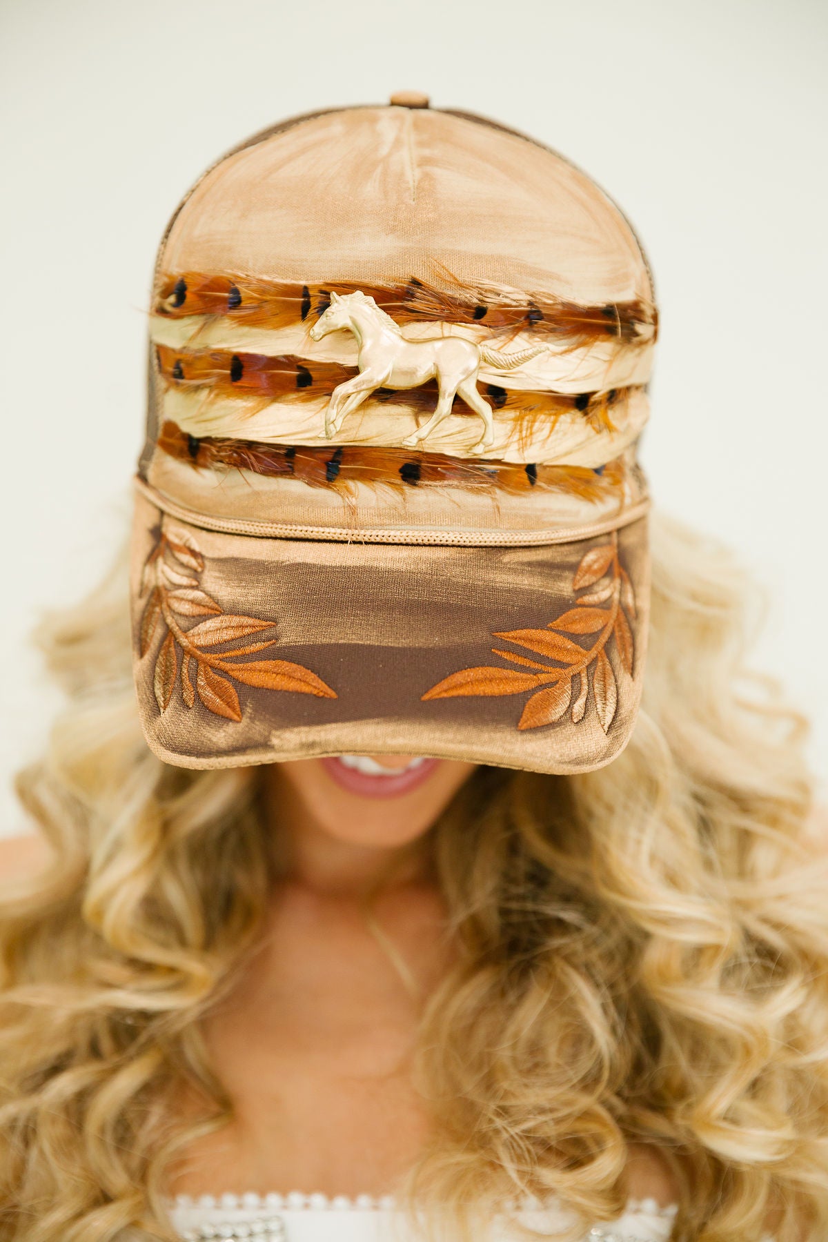 GOLDEN FRONTIER TRUCKER HAT TRUCKER HAT Judith March