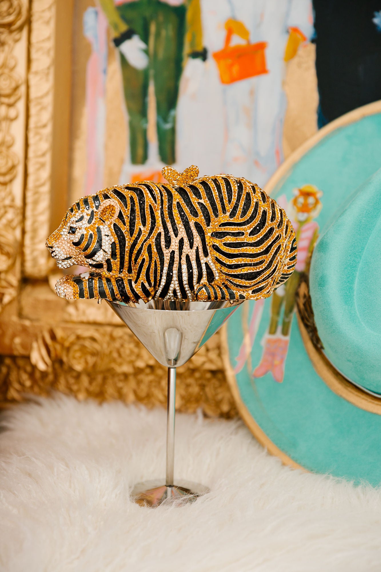 GOLDEN PROWL RHINESTONE CLUTCH BAG Judith March