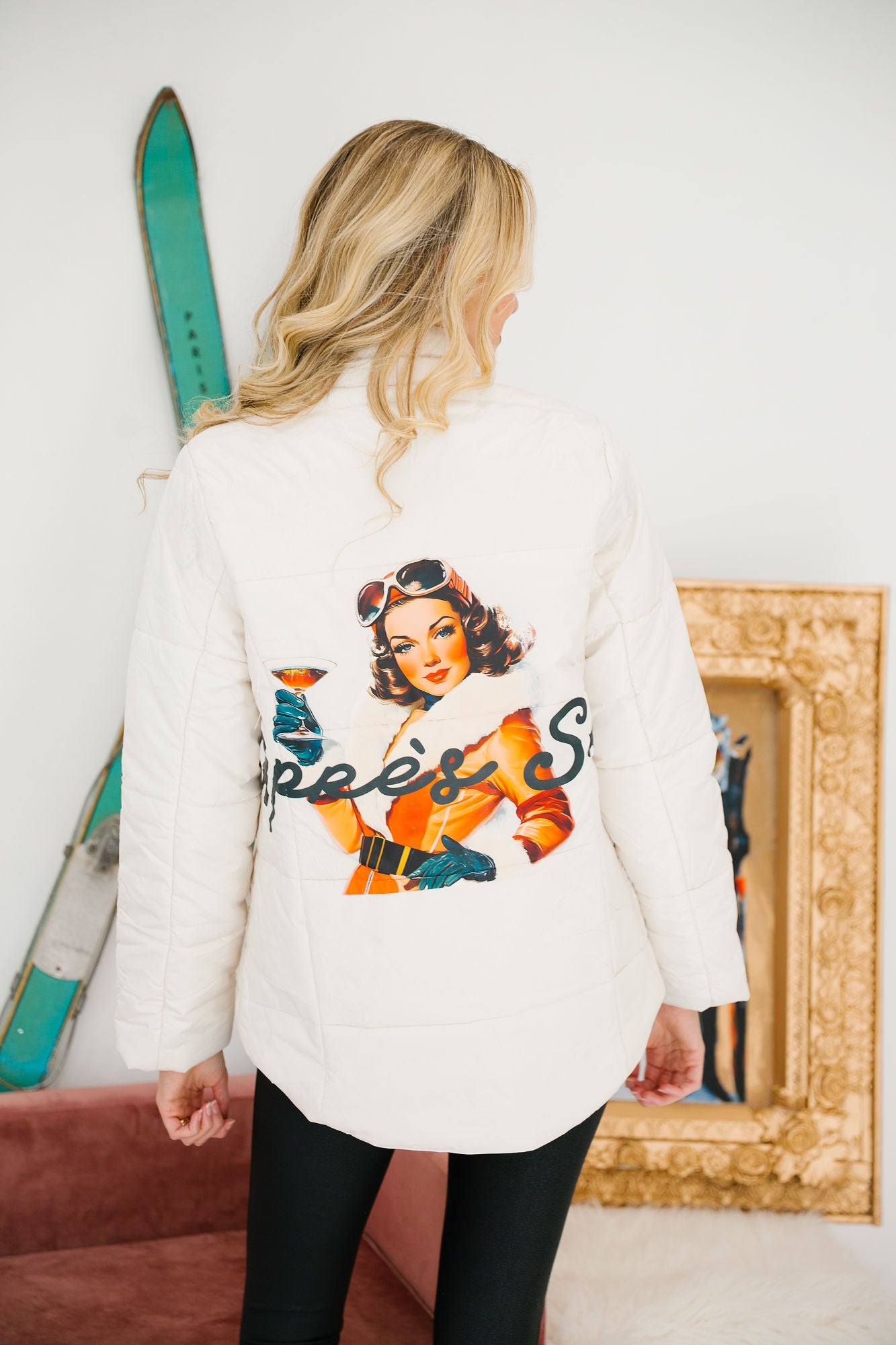 APRÈS SKI CREAM PUFFER JACKET JACKET Judith March