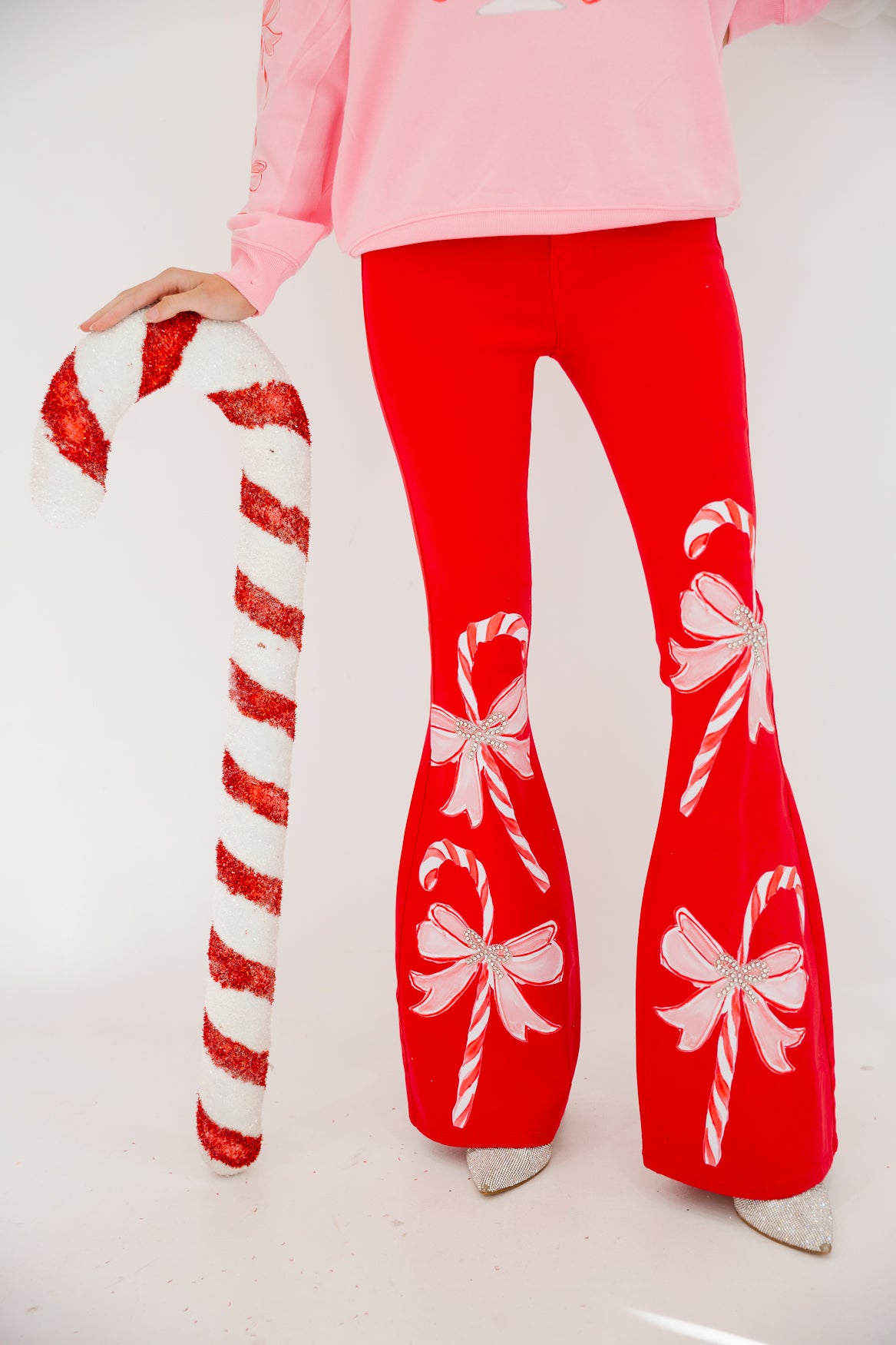 *CANDY CANE RED FLARES - MEDIUM FLARES Judith March