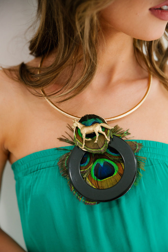 CROWD FAVORITE NECKLACE NECKLACE Judith March