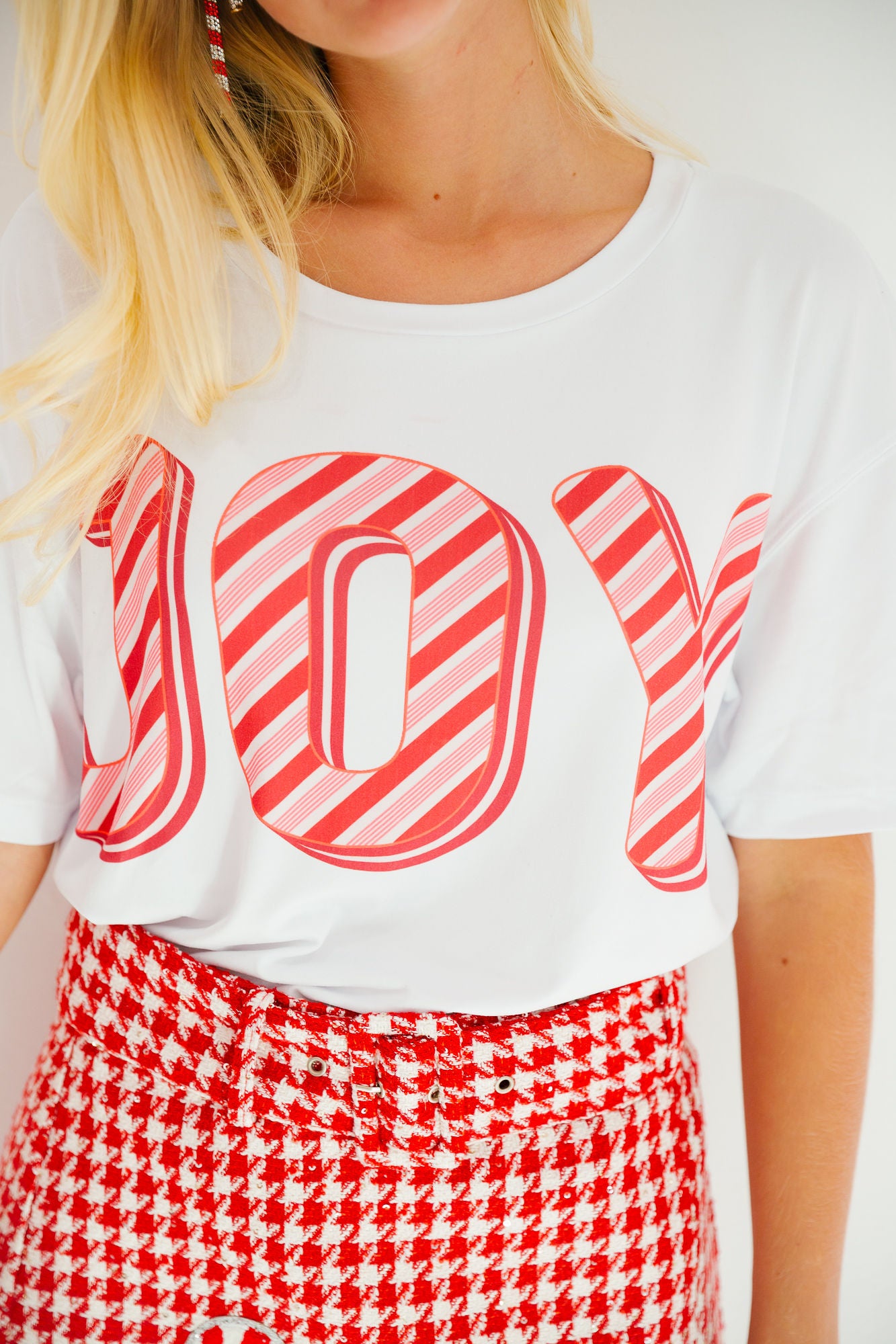 JOY TEE TEE Judith March