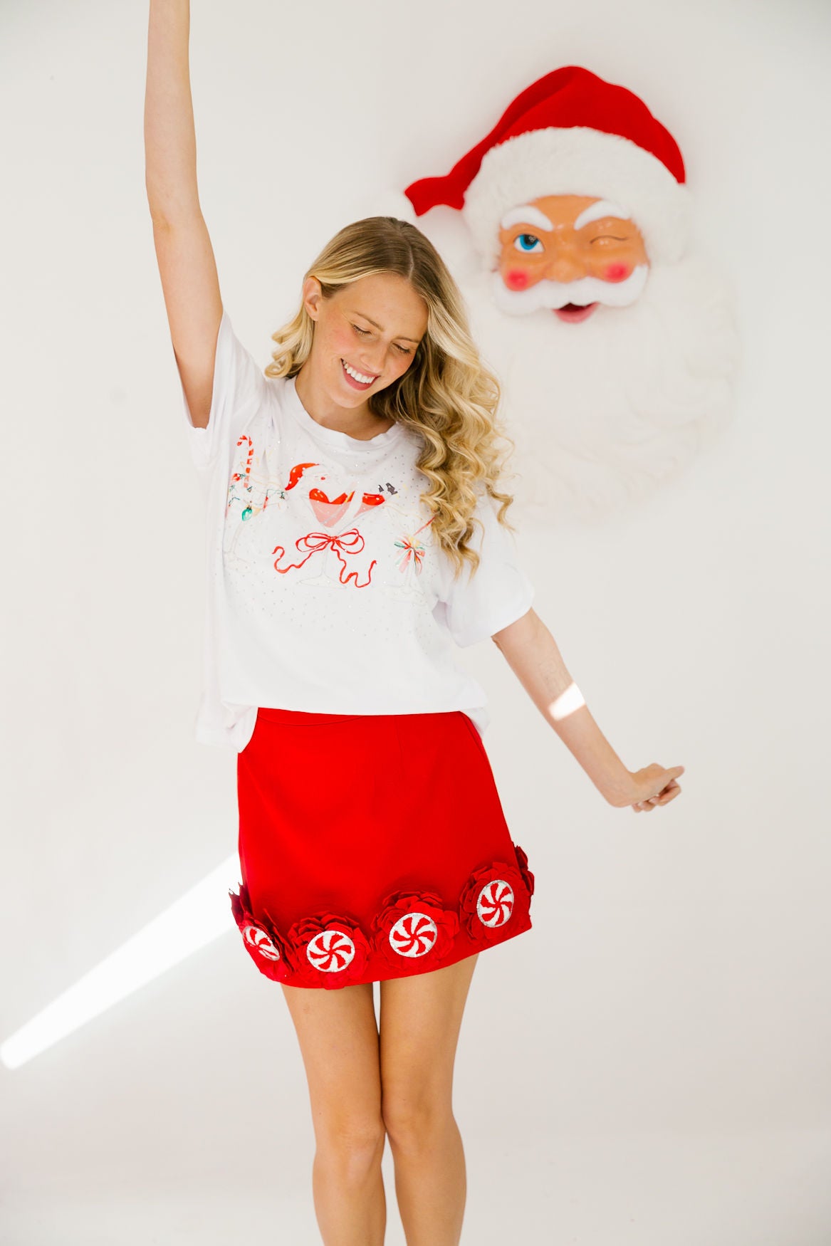 TIPSY SANTA TEE TEE Judith March