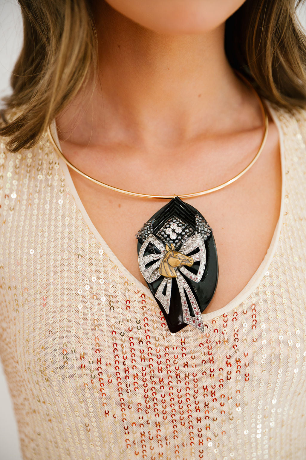 VINTAGE HORSE BOW NECKLACE NECKLACE Judith March