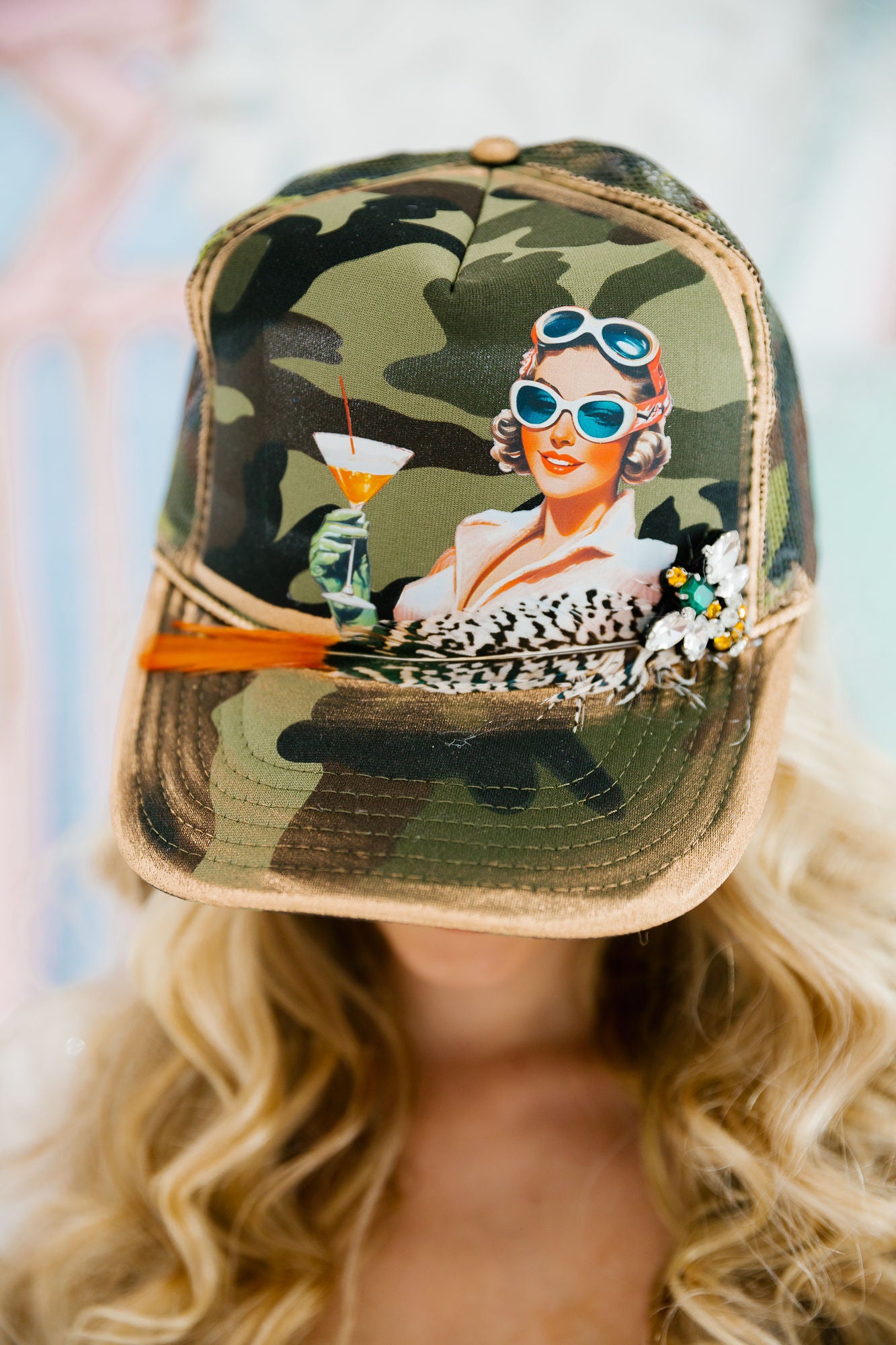 APRÈS SKI CAMO TRUCKER HAT HAT Judith March