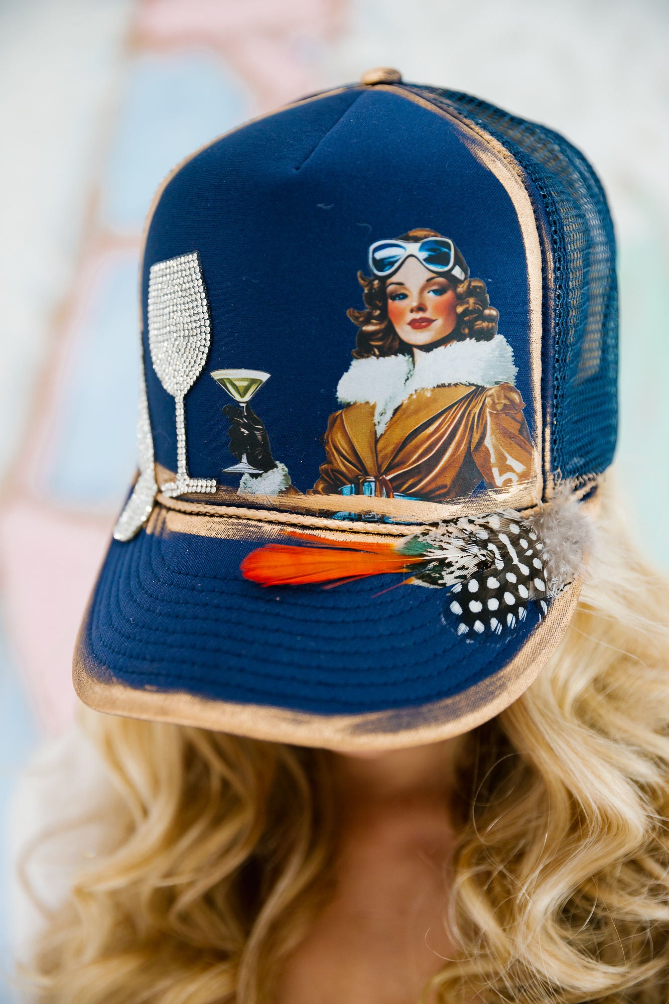 APRÈS SKI NAVY TRUCKER HAT HAT Judith March