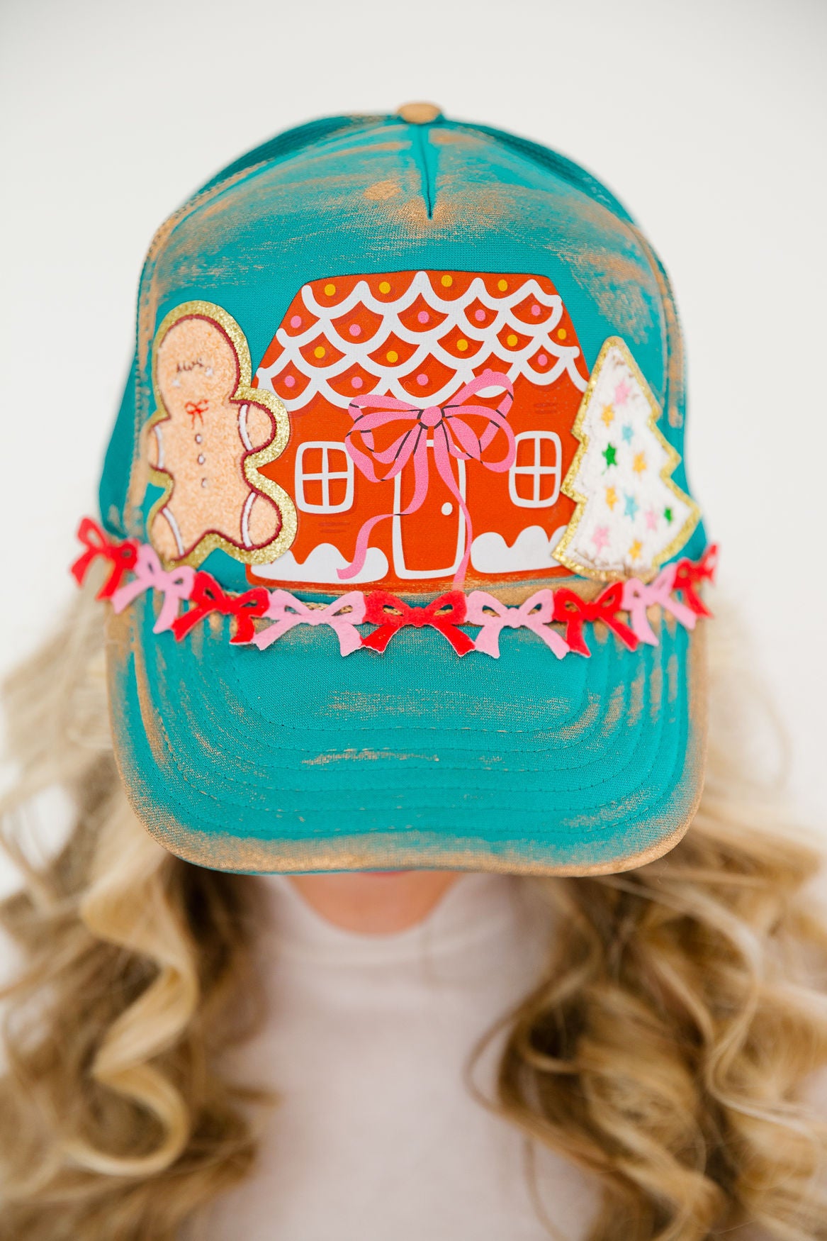 GINGERBREAD DREAMS TEAL TRUCKER HAT TRUCKER HAT Judith March
