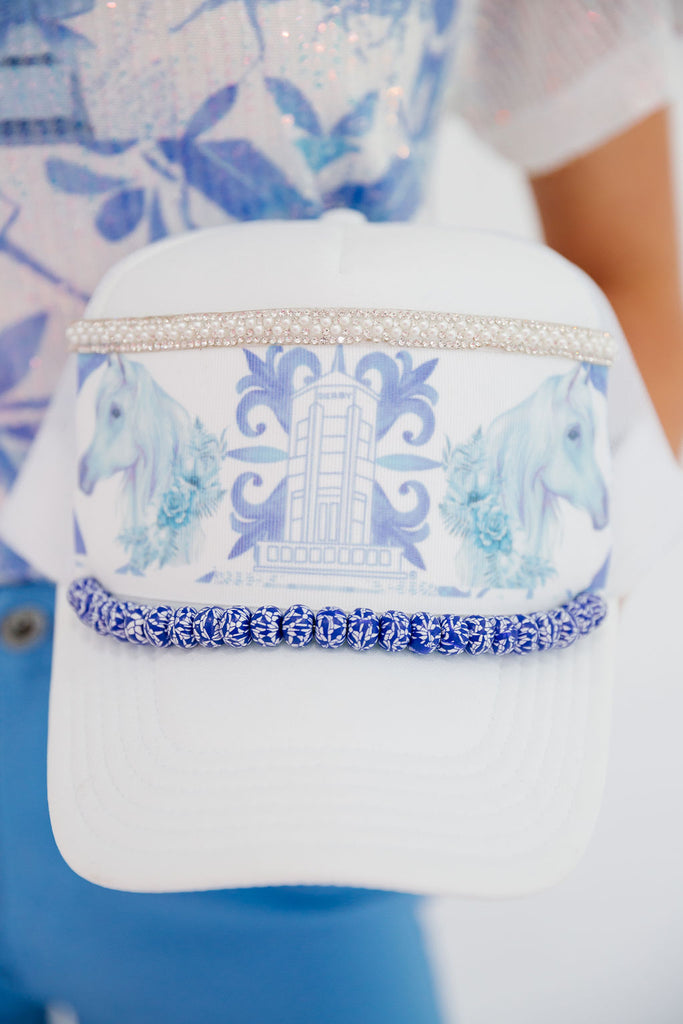 DERBY® DAYS WHITE TRUCKER HAT HAT Judith March