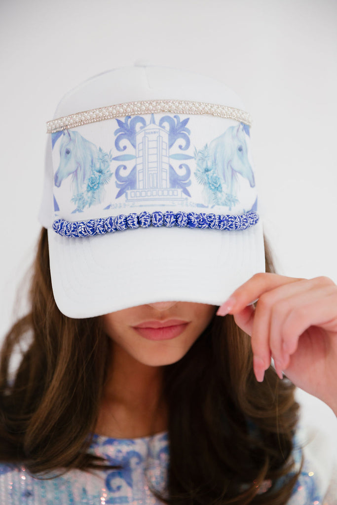 DERBY® DAYS WHITE TRUCKER HAT HAT Judith March