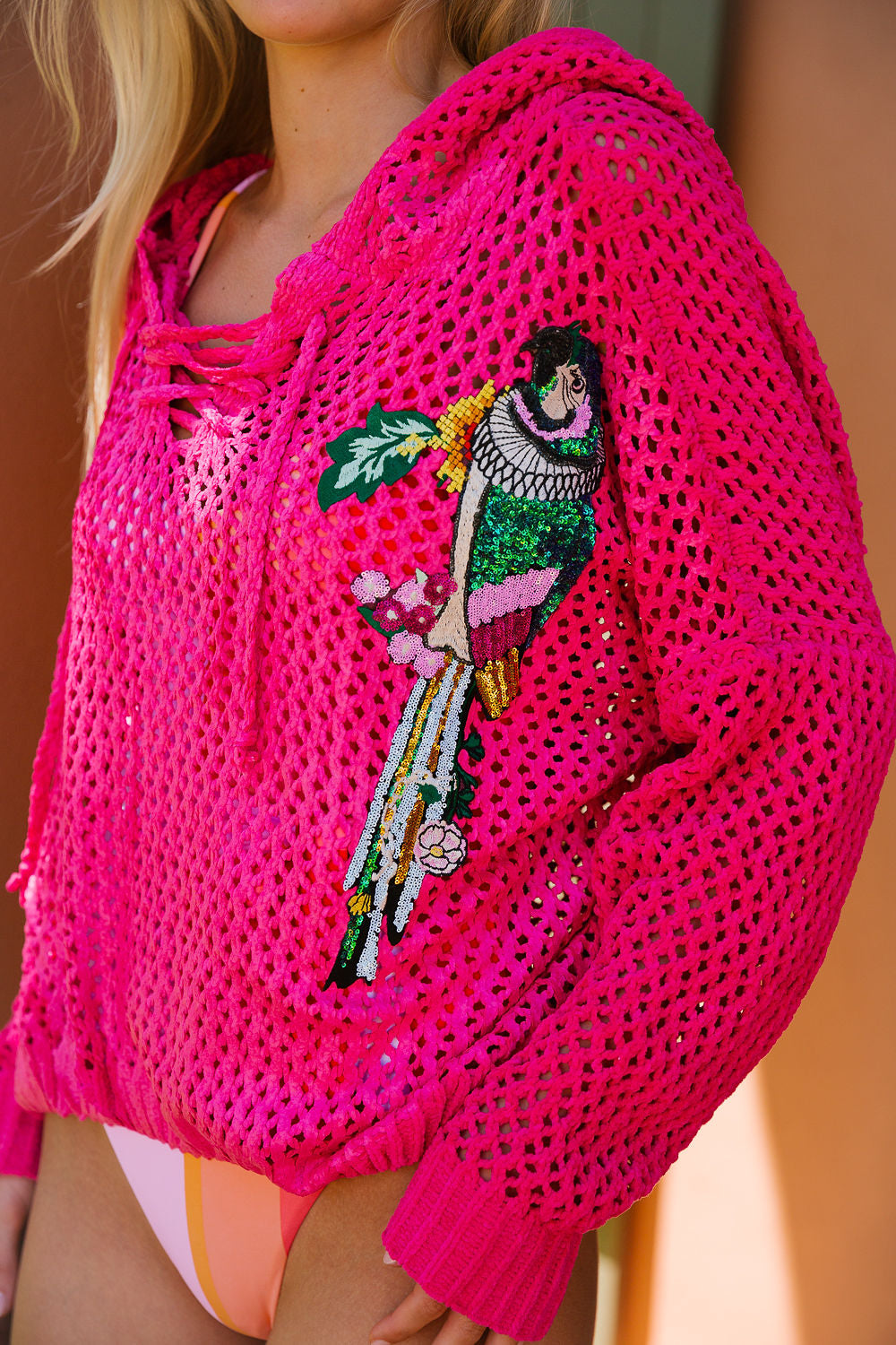 PINK PARROT CROCHET TOP TOP Judith March
