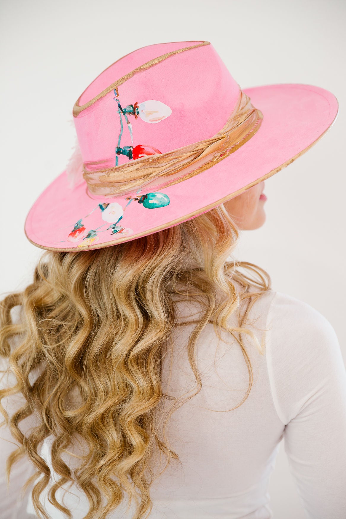 DECK THE HALLS PINK RANCHER HAT RANCHER HAT Judith March
