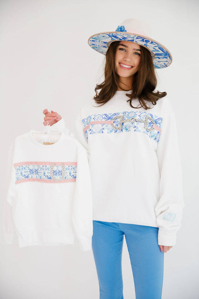 MINI KIDS THRILL OF THE RACE WHITE PULLOVER PULLOVER Judith March