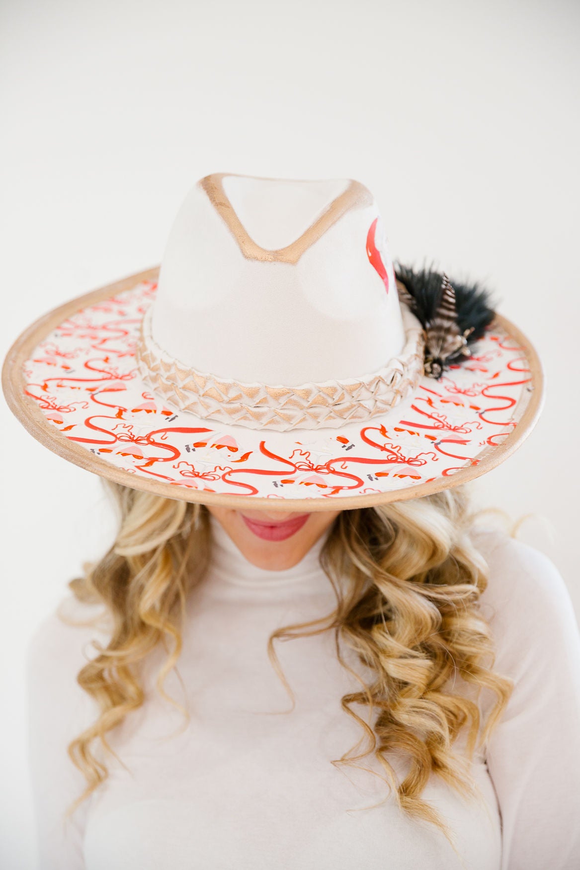 TIPSY SANTA RANCHER HAT RANCHER HAT Judith March