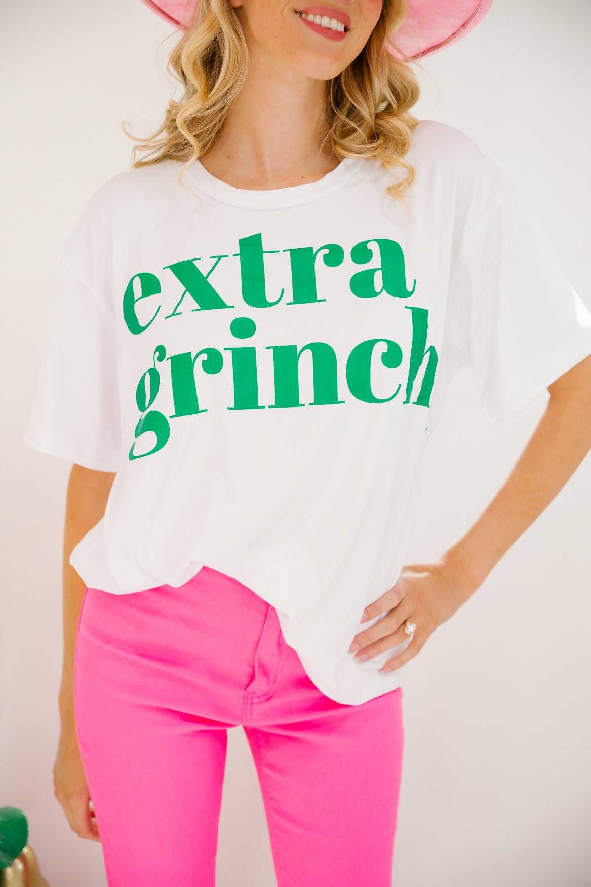EXTRA GRINCHY TEE TEE Judith March