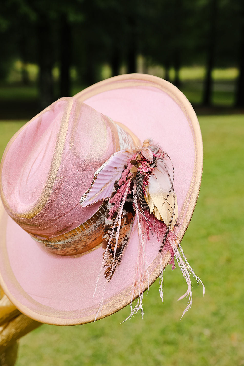 FEAST & FLAIR BOW RANCHER HAT RANCHER HAT Judith March