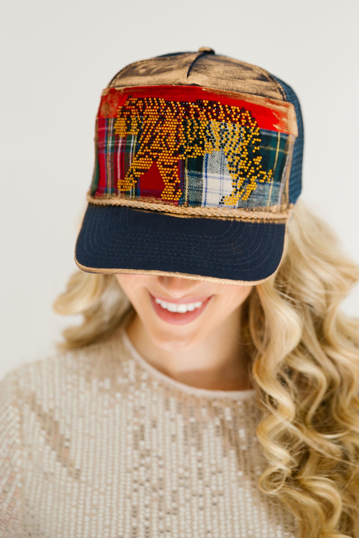 HOLIDAY TIGER NAVY STRUCTURED HAT TRUCKER HAT Judith March