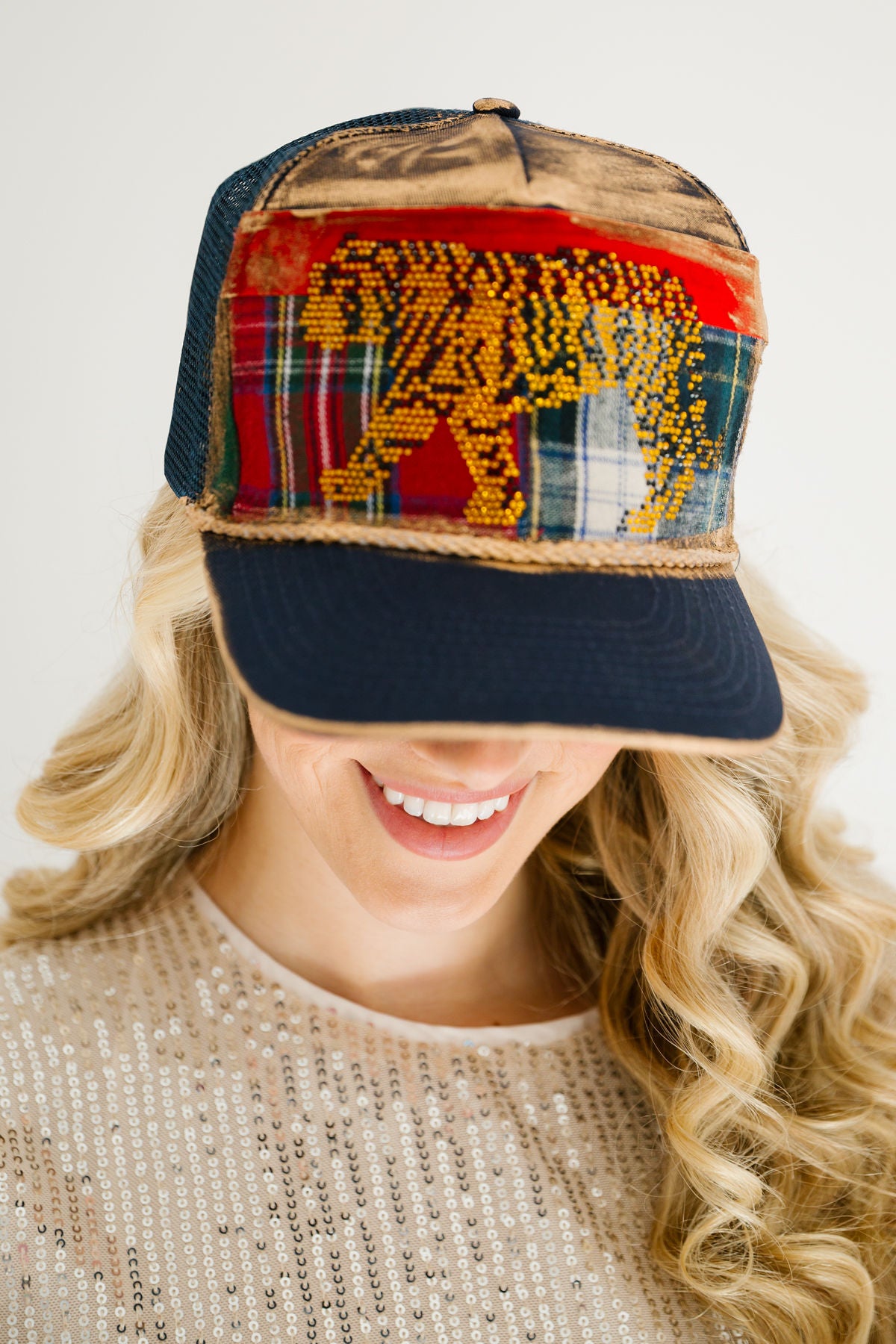 HOLIDAY TIGER NAVY STRUCTURED HAT TRUCKER HAT Judith March