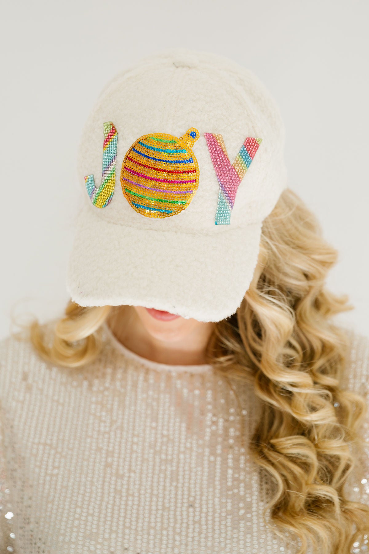 JOY CREAM SHERPA HAT TRUCKER HAT Judith March