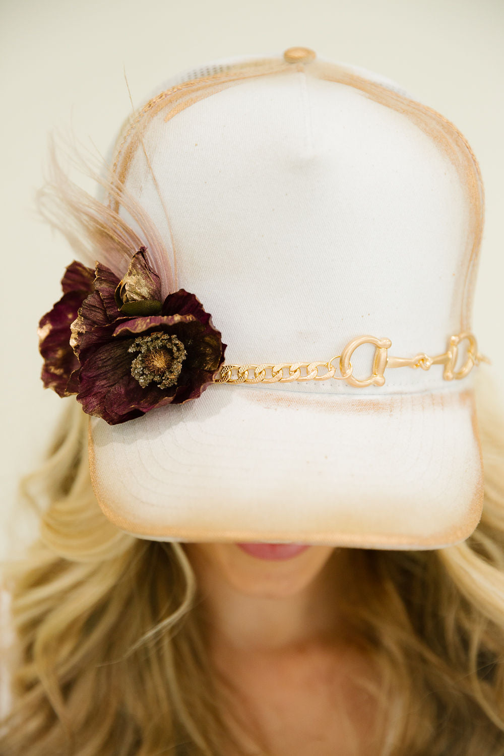 HORSE BIT PETAL STRUCTURED HAT TRUCKER HAT Judith March