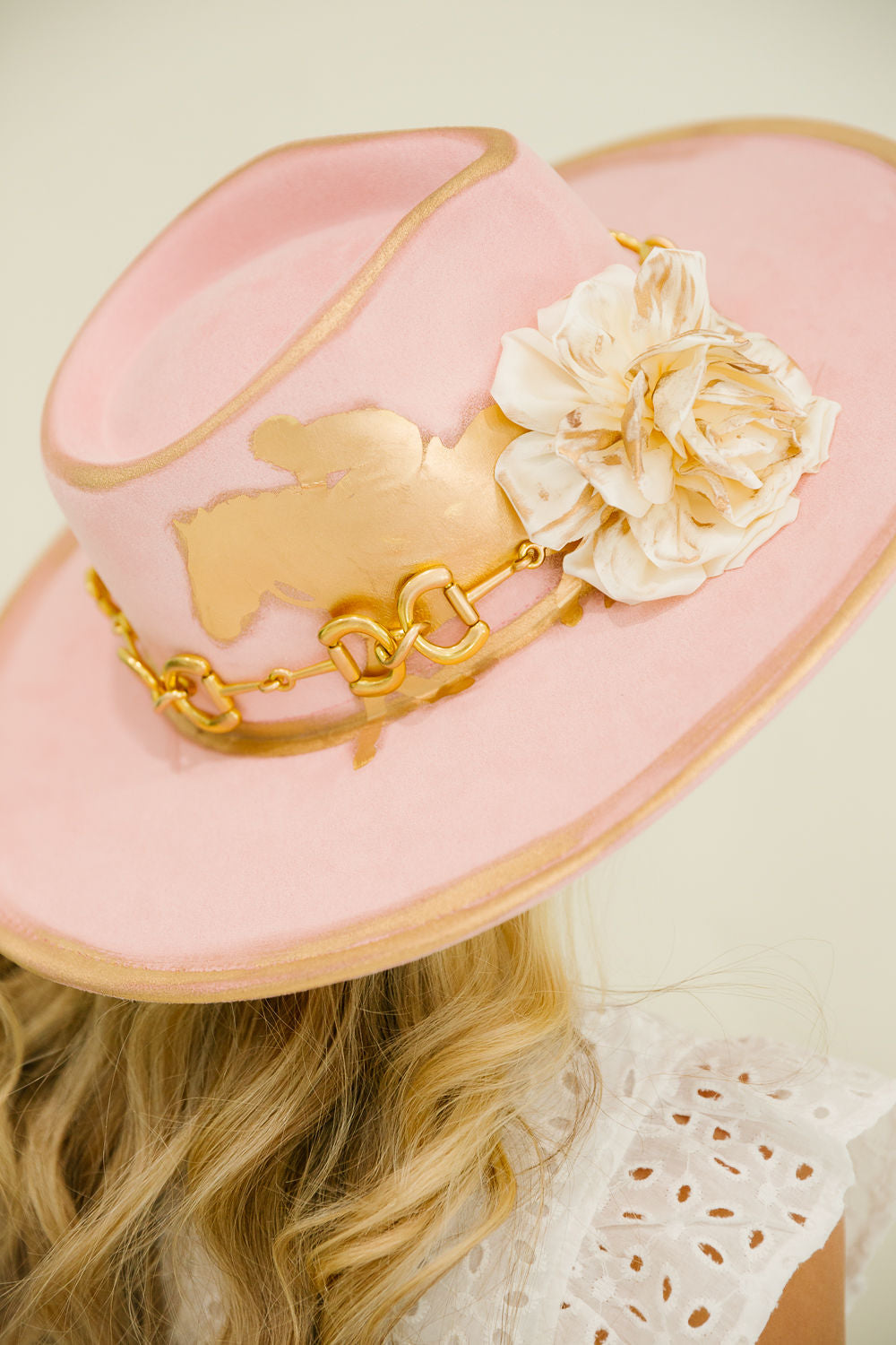 ROSÉ AT THE RACES RANCHER HAT RANCHER HAT Judith March